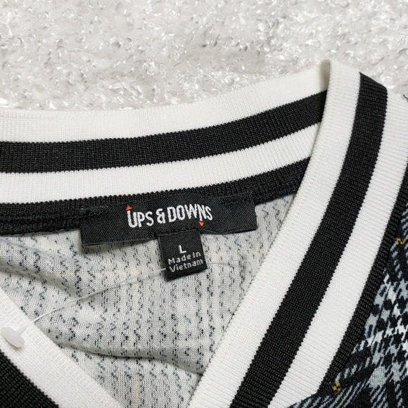 SALE!! Inspired bomber jacket - Picture 6 of 8